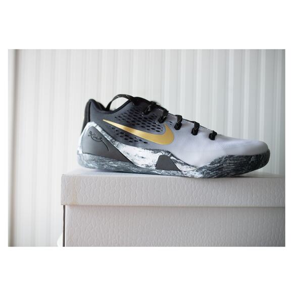 Nike Kobe 9 Elite Low EM Protro Mambacita Gigi Size 12 Men - Picture 1 of 5